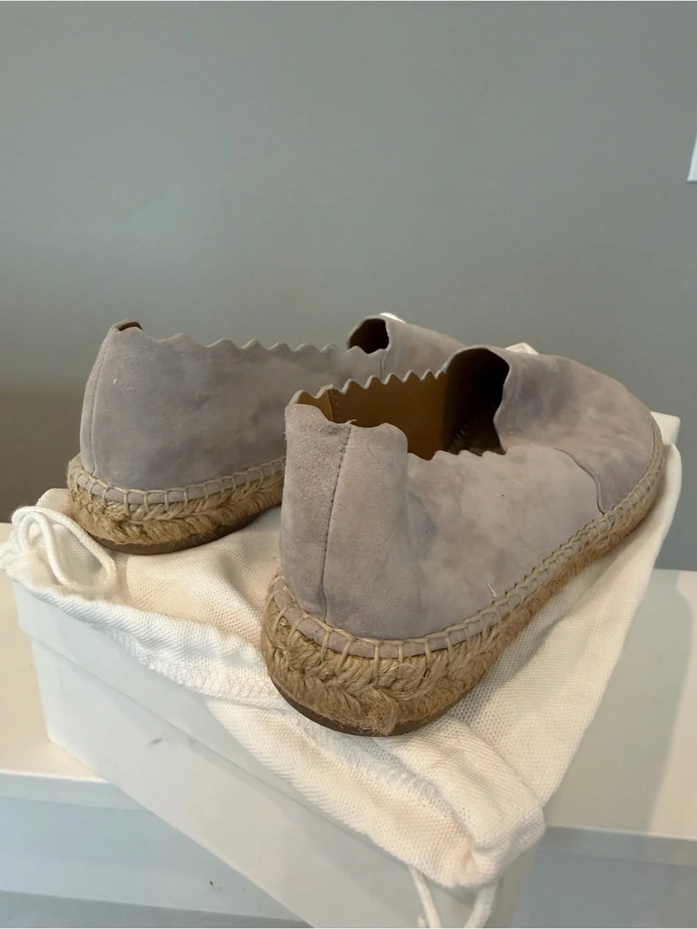 Chloe worn been